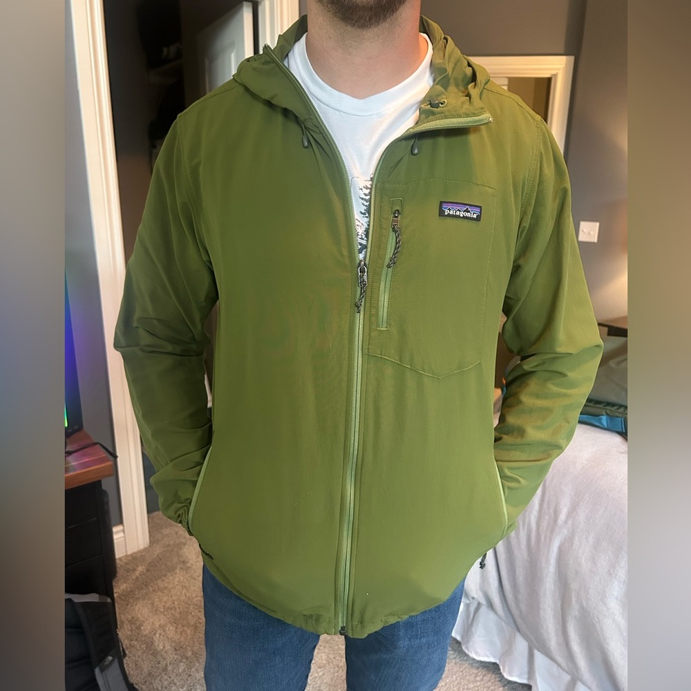 Patagonia Olive Green Windbreaker